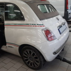 Fiat 500C_tył